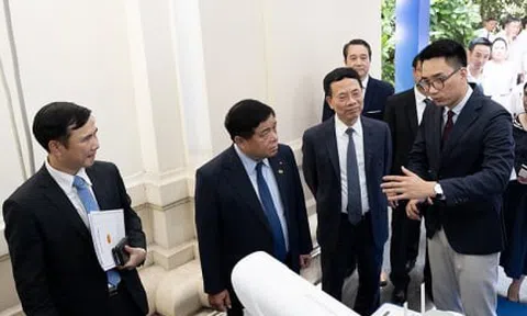 Bộ trưởng Nguyễn Mạnh Hùng: Có thể thu hút nhà khoa học, công nghệ toàn cầu giải 'bài toán lớn' của Việt Nam